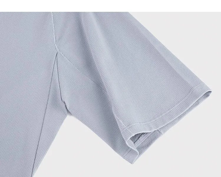 Three-dimensional Stitchingr T-shirt