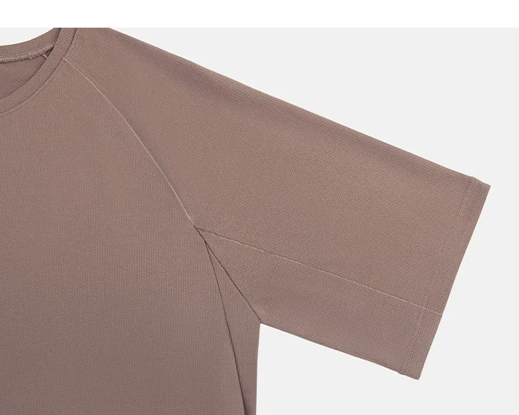 Three-dimensional Stitchingr T-shirt
