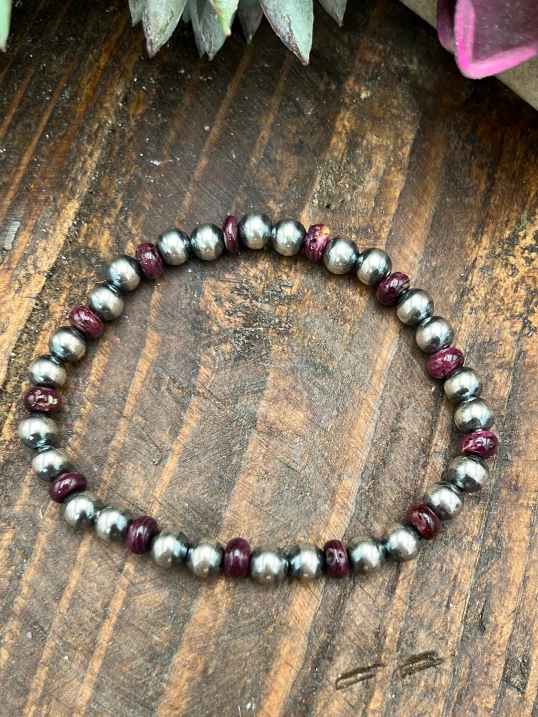 Tilly Navajo Pearl & Purple Spiny Oyster Stretch Bracelet