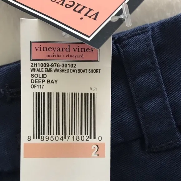 Vineyard Vines Whale Embroidered Dayboat Shorts