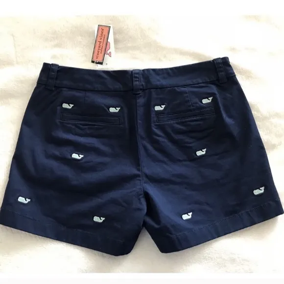 Vineyard Vines Whale Embroidered Dayboat Shorts