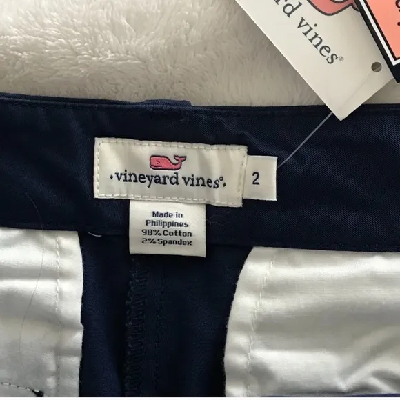 Vineyard Vines Whale Embroidered Dayboat Shorts