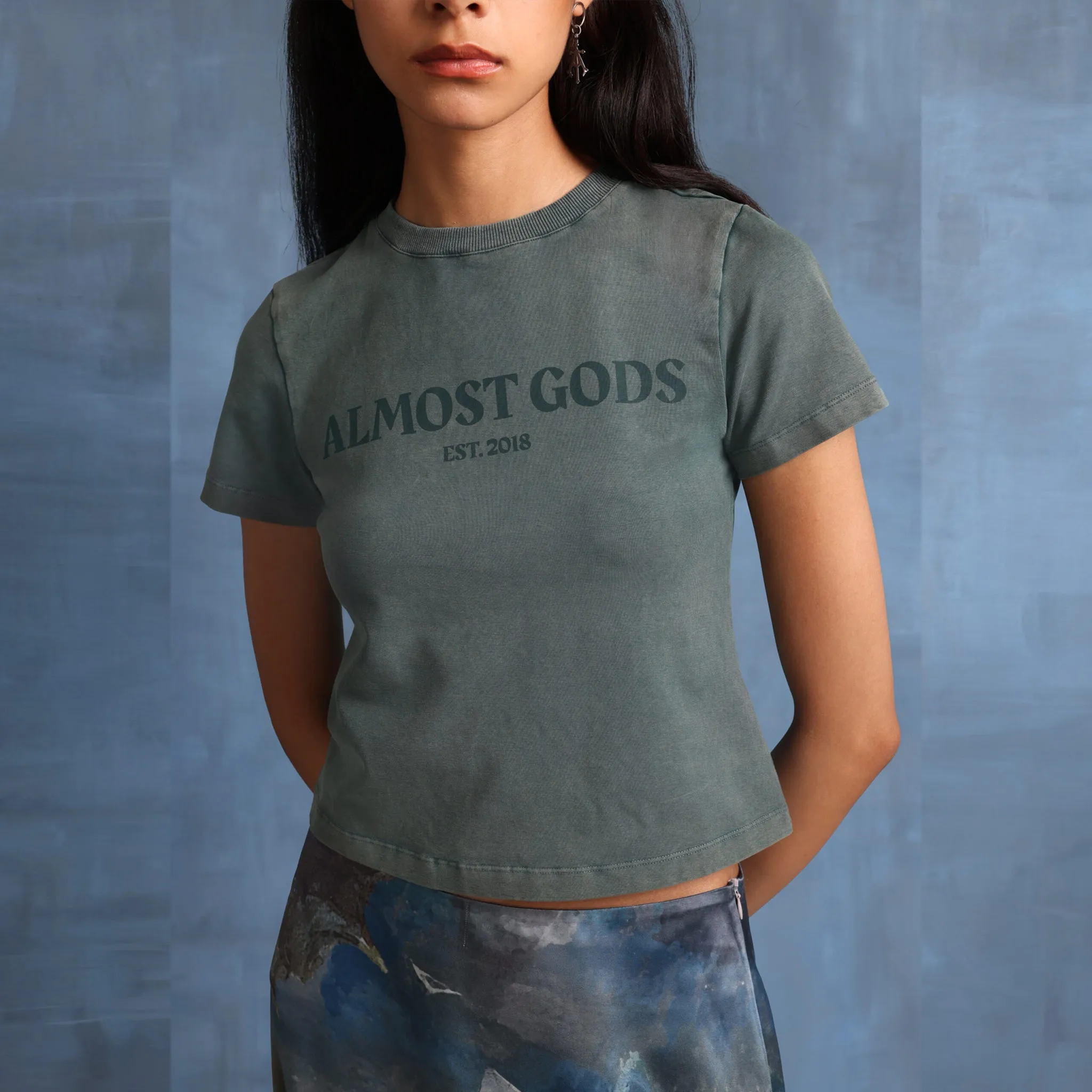 WOMEN'S STONEWASHED TEE (GRANITE)